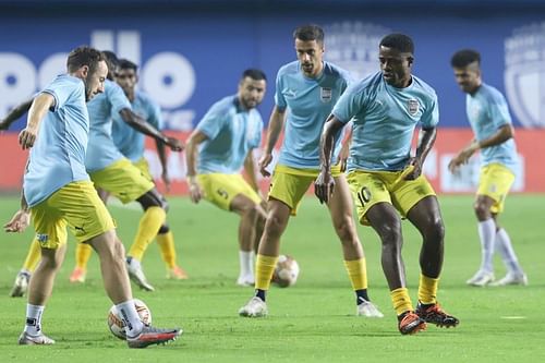 Mumbai City FC players train ahead of their clash against Jamshedpur FC (Image Courtesy: ISL Media)