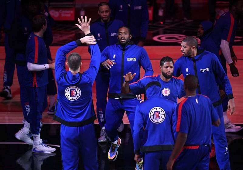 Kawhi Leonard of the LA Clippers walks on to the court before the game against the Portland Trail Blazers