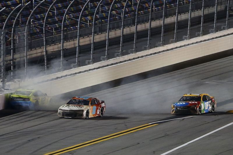Ryan Blaney and Chase Elliott wreck in the Busch Clash. 
