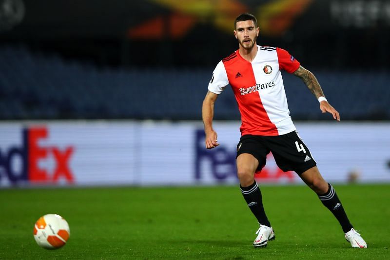 Marcos Senesi will marshall the Feyenoord defense against AZ Alkmaar