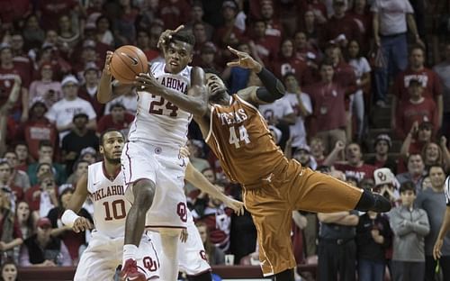 The Oklahoma Sooners intercept the pass down court meant the Texas Longhorns.