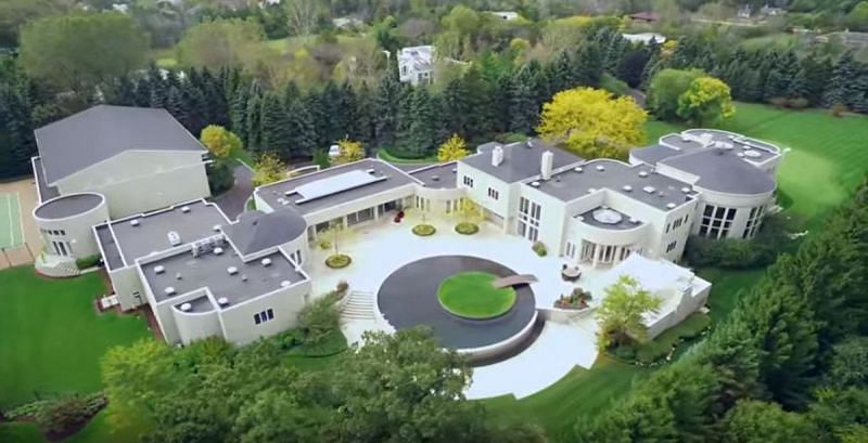Where are Michael Jordan's houses? A complete tour to all of houses