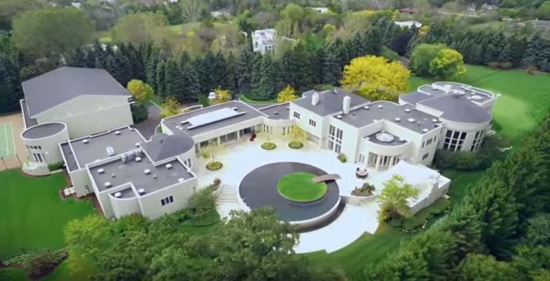 How much is store michael jordan's house