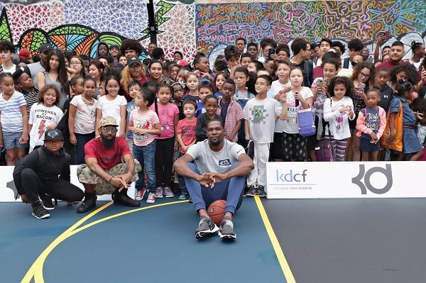 Kevin Durant charity work