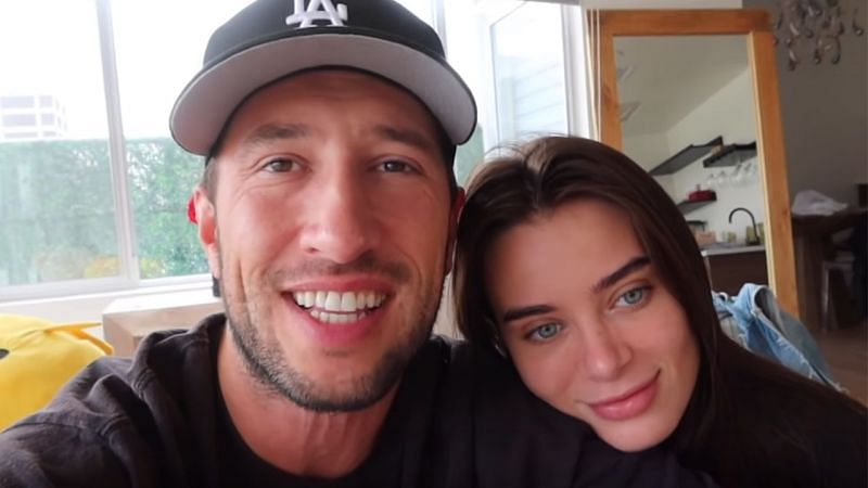 Mike Majlak and Lana Rhoades seem to have finally split for good (Image via Dankanator)