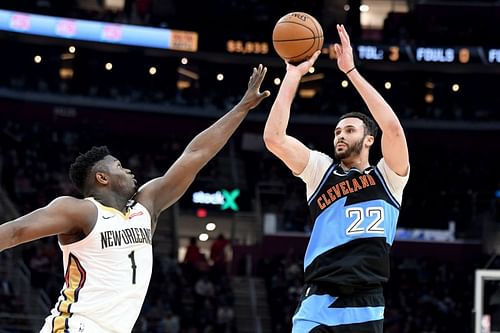 Larry Nance Jr. #22 of the Cleveland Cavaliers shoots over Zion Williamson #1 of the New Orleans Pelicans during the second half at Rocket Mortgage Fieldhouse on January 28, 2020 in Cleveland, Ohio (Photo by Jason Miller/Getty Images)