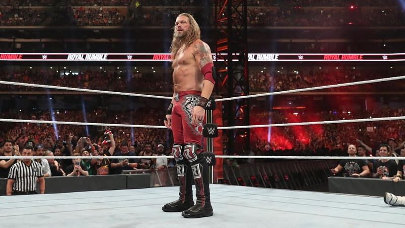 Edge will be challenging for a World Championship at WrestleMania