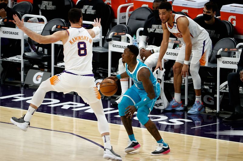 Charlotte Hornets v Phoenix Suns