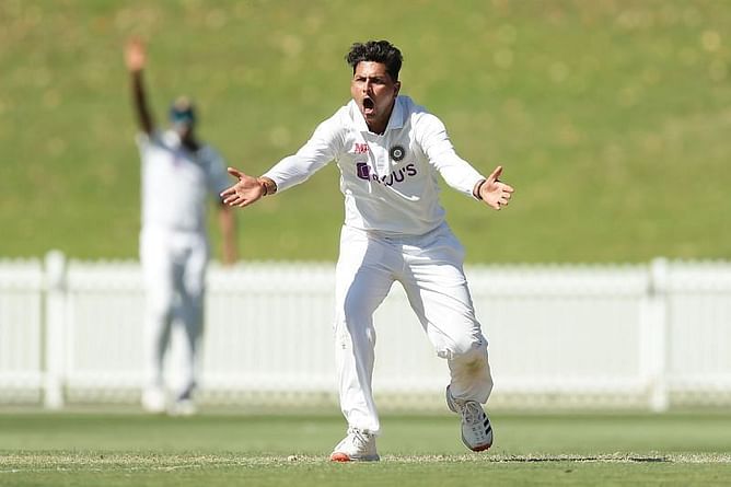 Pragyan Ojha picks Kuldeep Yadav ahead of Washington Sundar for the first Test against England