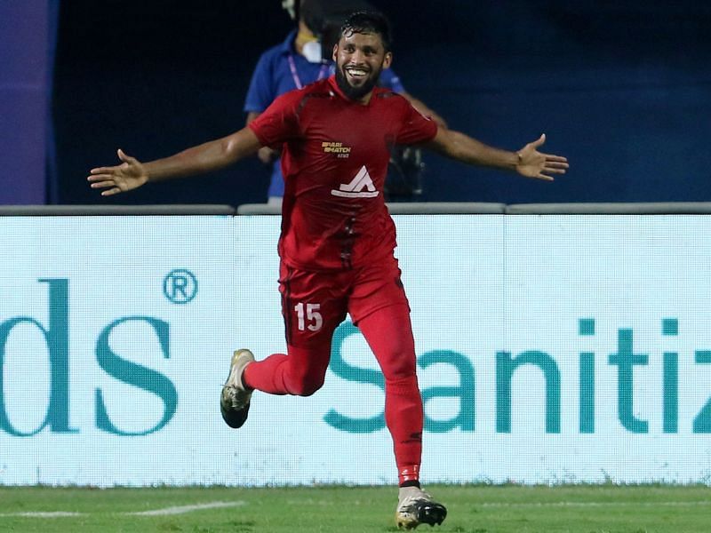 Suhair VP looked ecstatic after breaking the deadlock for NorthEast United FC against Kerala Blasters (Image Courtesy: ISL Media)
