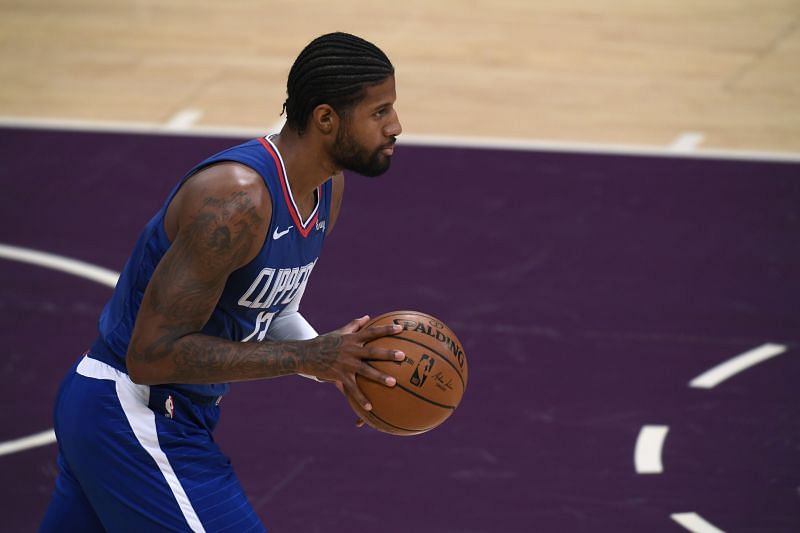 Los Angeles Clippers Paul George brining up the ball