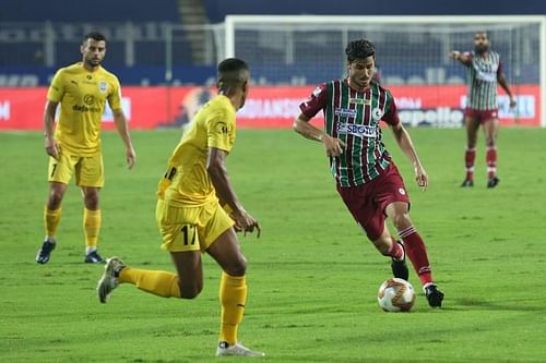 ATK Mohun Bagan and Mumbai City FC clash with AFC Champions League slot at stake (Image courtesy: ISL)