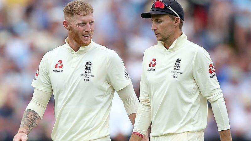 Ben Stokes (L) and Joe Root