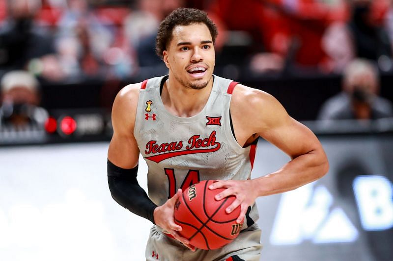 The West Virginia Mountaineers and the Texas Tech Red Raiders will face off at the United Supermarkets Arena on Tuesday