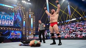 'सबसे बड़े हाथों' वाले रेसलर को WWE ने कंपनी से निकाला, रेसलिंग करियर हुआ खत्म?