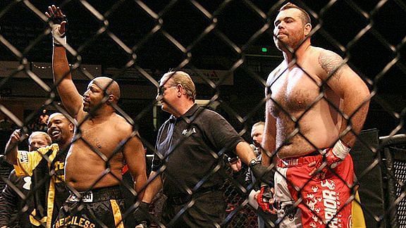 Ray Mercer knocked out former UFC Heavyweight champ Tim Sylvia in a strange MMA fight in 2009.