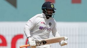 What is India's highest successful run chase in Tests?