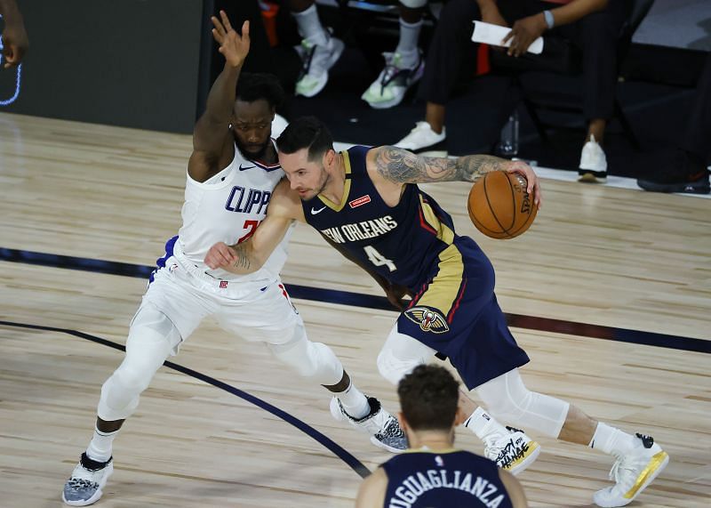 JJ Redick #4 of the New Orleans Pelicans drives against the LA Clippers at HP Field House at ESPN Wide World Of Sports Complex on August 01, 2020 (Photo by Kevin C. Cox/Getty Images)