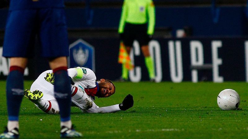 Neymar got injured in PSG Coupe de France win over Caen