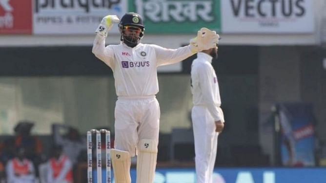 "Dande pe ball daal"- How Rishabh Pant's advice helped Axar Patel dismiss Leach