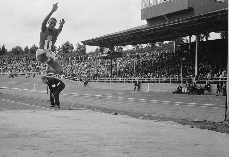 American athlete Ralph Boston