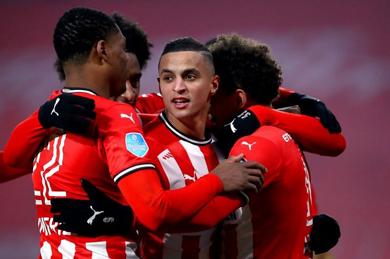Can PSV keep pace with Ajax at the top of the Eredivisie with a win over Den Haag this weekend?