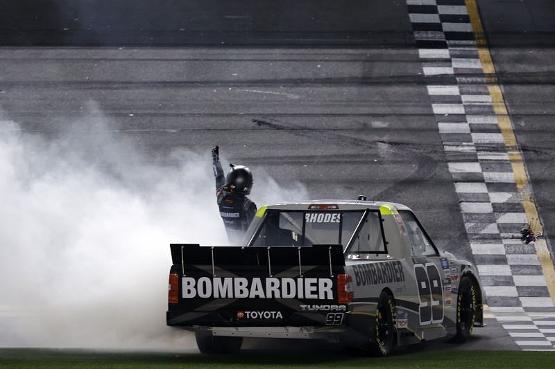 FINAL LAPS: Ben Rhodes makes last lap pass in wild finish at