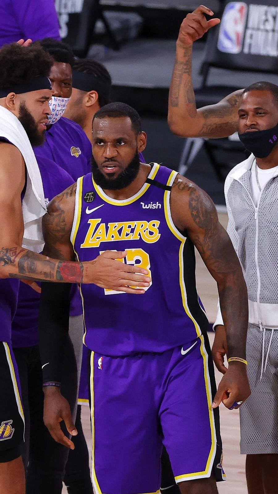 nikola jokic lebron james