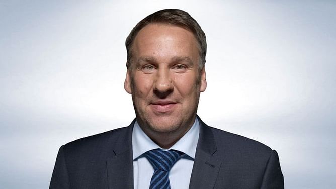 Paul Merson makes bold predictions for Manchester United, Liverpool and Chelsea
