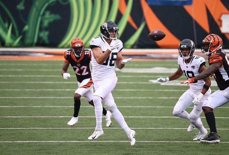 Could the Giants Bring In Tyler Eifert As Another Option In The Red Zone?