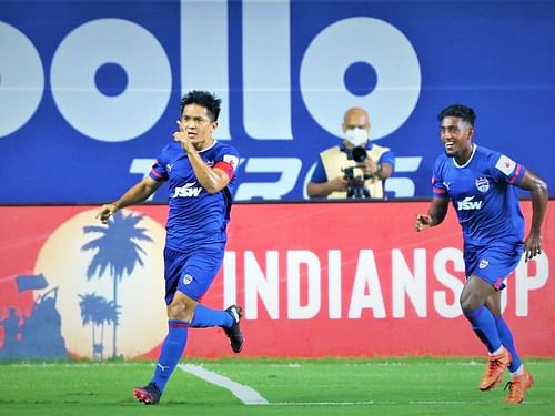 Bengaluru FC will be banking on the services of their captain Sunil Chhetri (L) to deliver against ATK Mohun Bagan (Image Courtesy: ISL Media)