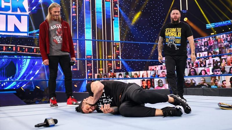 Edge confronted Roman Reigns on this week&#039;s WWE SmackDown