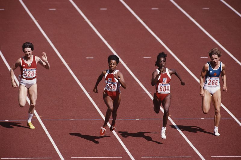 Gwen Torrence competing in the 1988 Seoul Olympics.