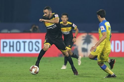 Hyderabad FC's Joao Victor (L) in action in their previous ISL match against Kerala Blasters (Image Courtesy: ISL Media)