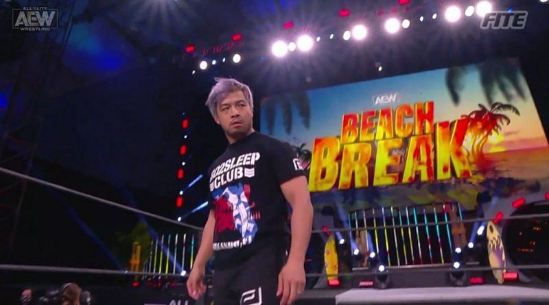KENTA of New Japan Pro Wrestling arrived on AEW Dynamite tonight to attack Jon Moxley.