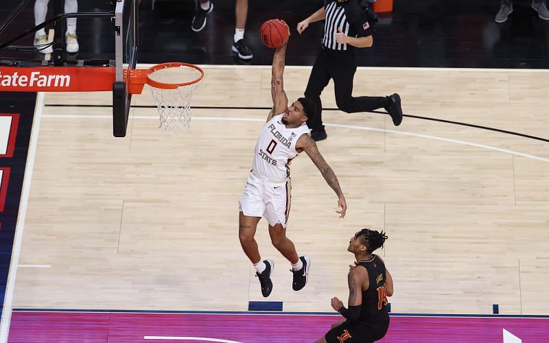 Rayquan Evans #0 of the Florida State Seminoles dunks the ball