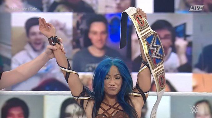 Sasha Banks retained at the Royal Rumble