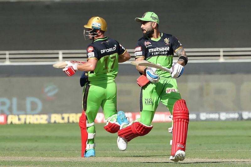 Virat Kohli and AB de Villiers in action for RCB during IPL 2020