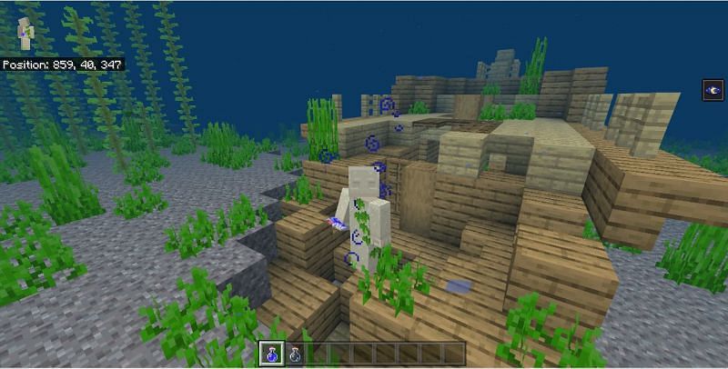 Gamers can explore an entire Minecraft undersea world (Image via Mojang)