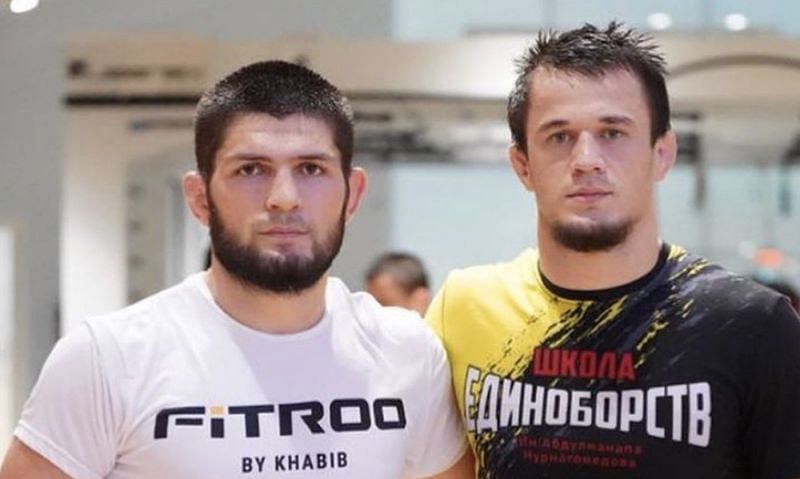 Khabib Nurmagomedov (left); Usman Nurmagomedov (right)