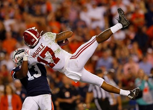 The New York Giants might consider drafting Alabama wide receiver Jaylen Waddle.