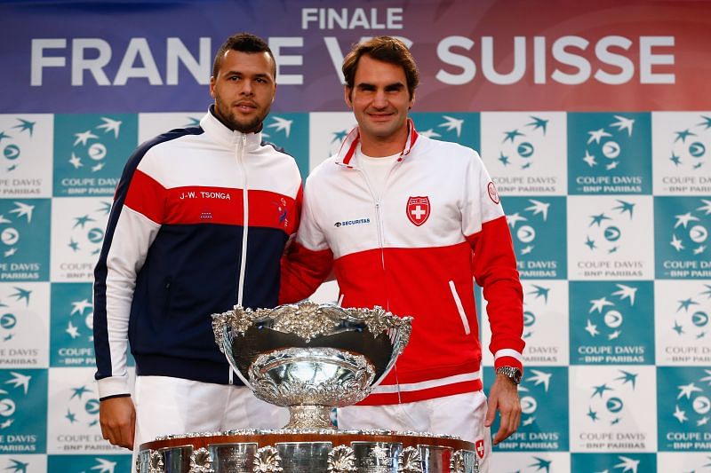 Jo-Wilfried Tsonga and Roger Federer at the 2014 Davis Cup final