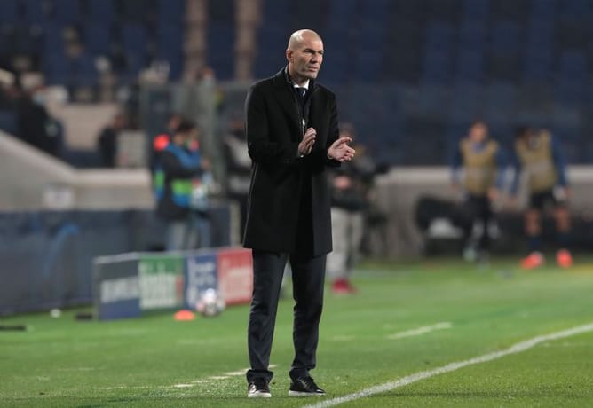 Real Madrid News Roundup: Superstar handed contract ultimatum amidst Manchester United interest, Zinedine Zidane's battle cry to Los Blancos, and more | 7th March, 2021