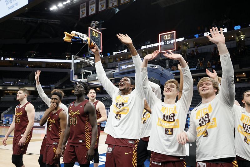 Loyola Chicago defeated top-seed Illinois by 13 points