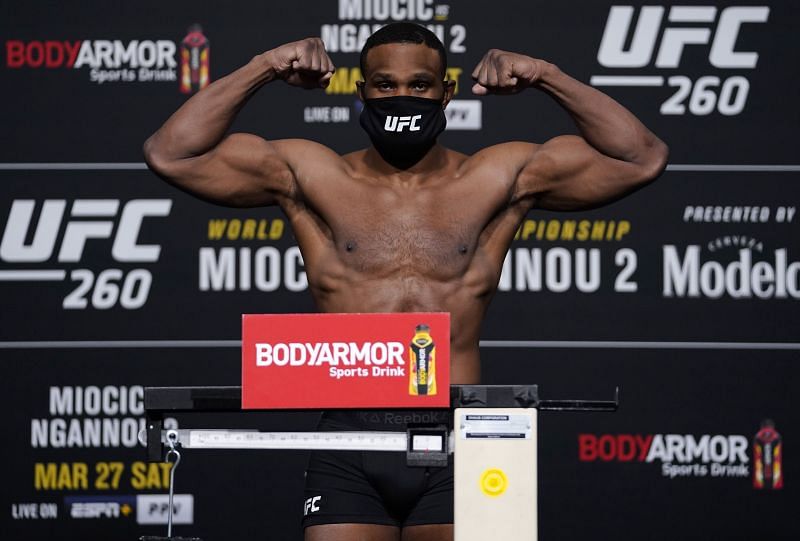 UFC 260 Miocic vs Ngannou 2: Weigh-Ins