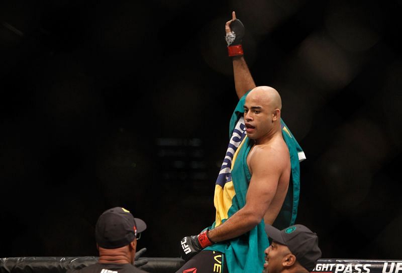 Warlley Alves would be a potentially suitable opponent for Khamzat Chimaev to return against.