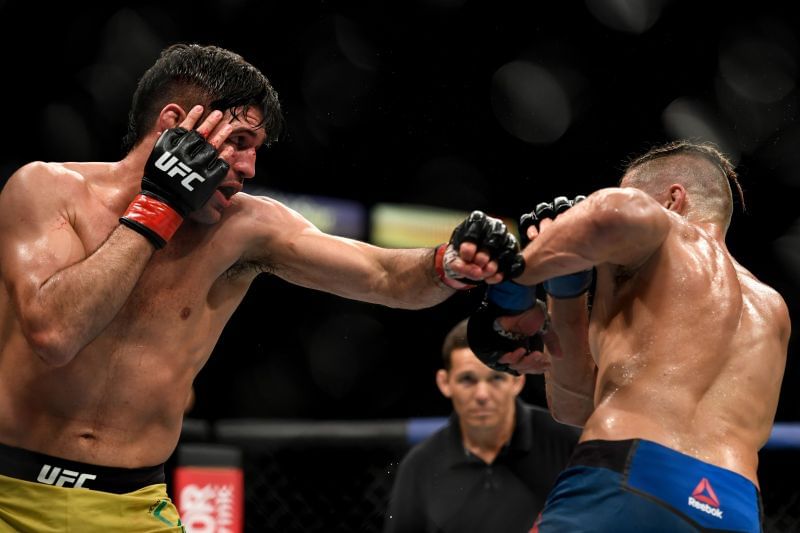 Vicente Luque will be looking to finish Tyron Woodley at UFC 260 this weekend.