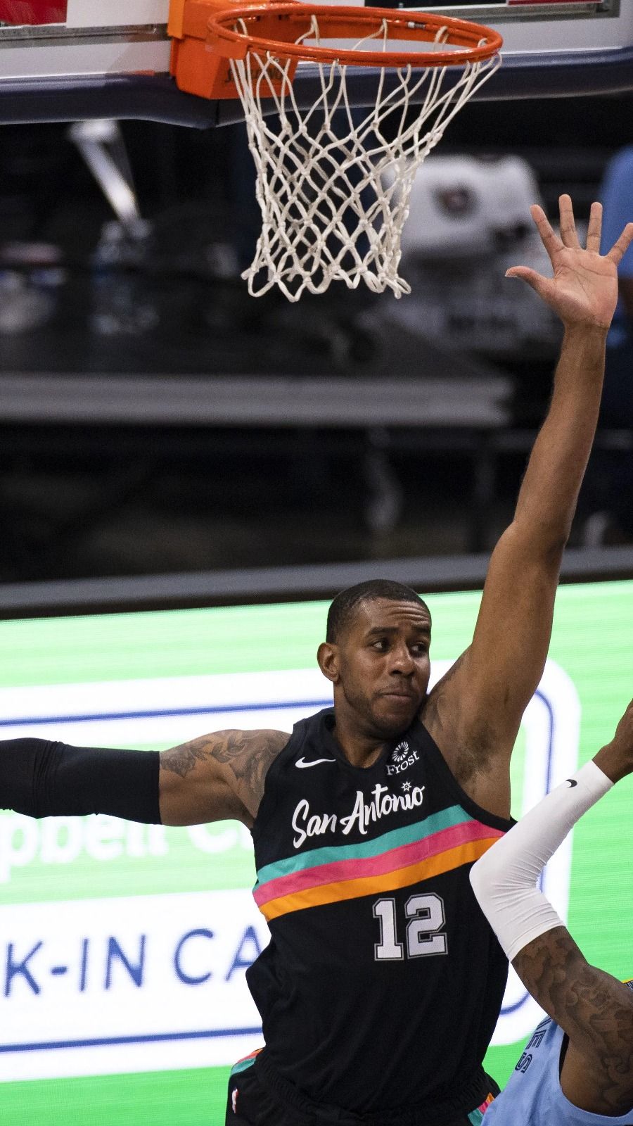 Nba Trade Rumors Why Finding A Trade Move For Lamarcus Aldridge Could Be Complicated For The San Antonio Spurs