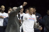 Oscar Robertson leads a "MVP" cheer for Russell Westbrook in 2017.