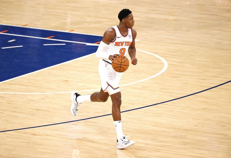 RJ Barrett (#9) of the New York Knicks